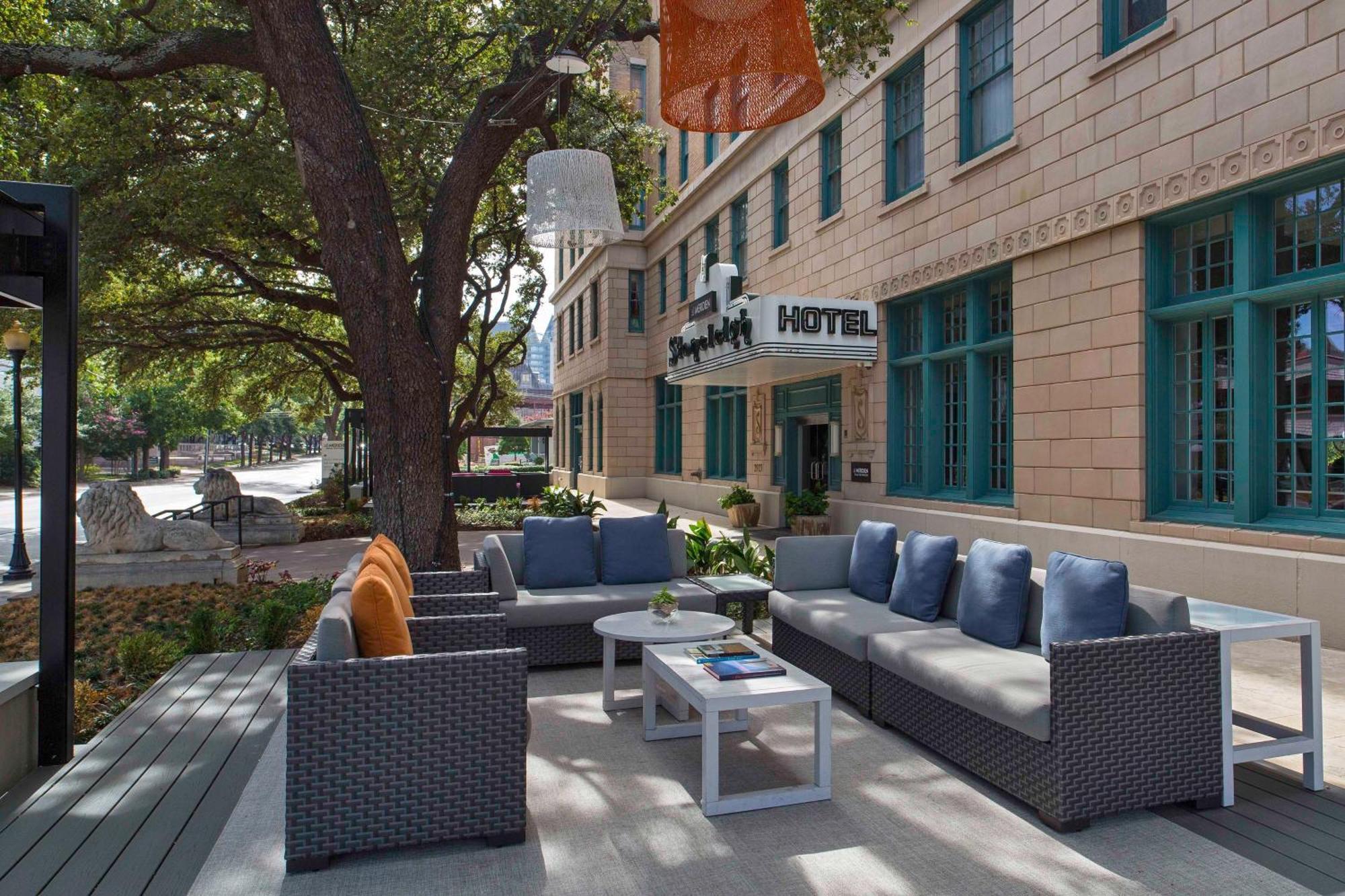 Le Meridien Dallas, The Stoneleigh Hotel