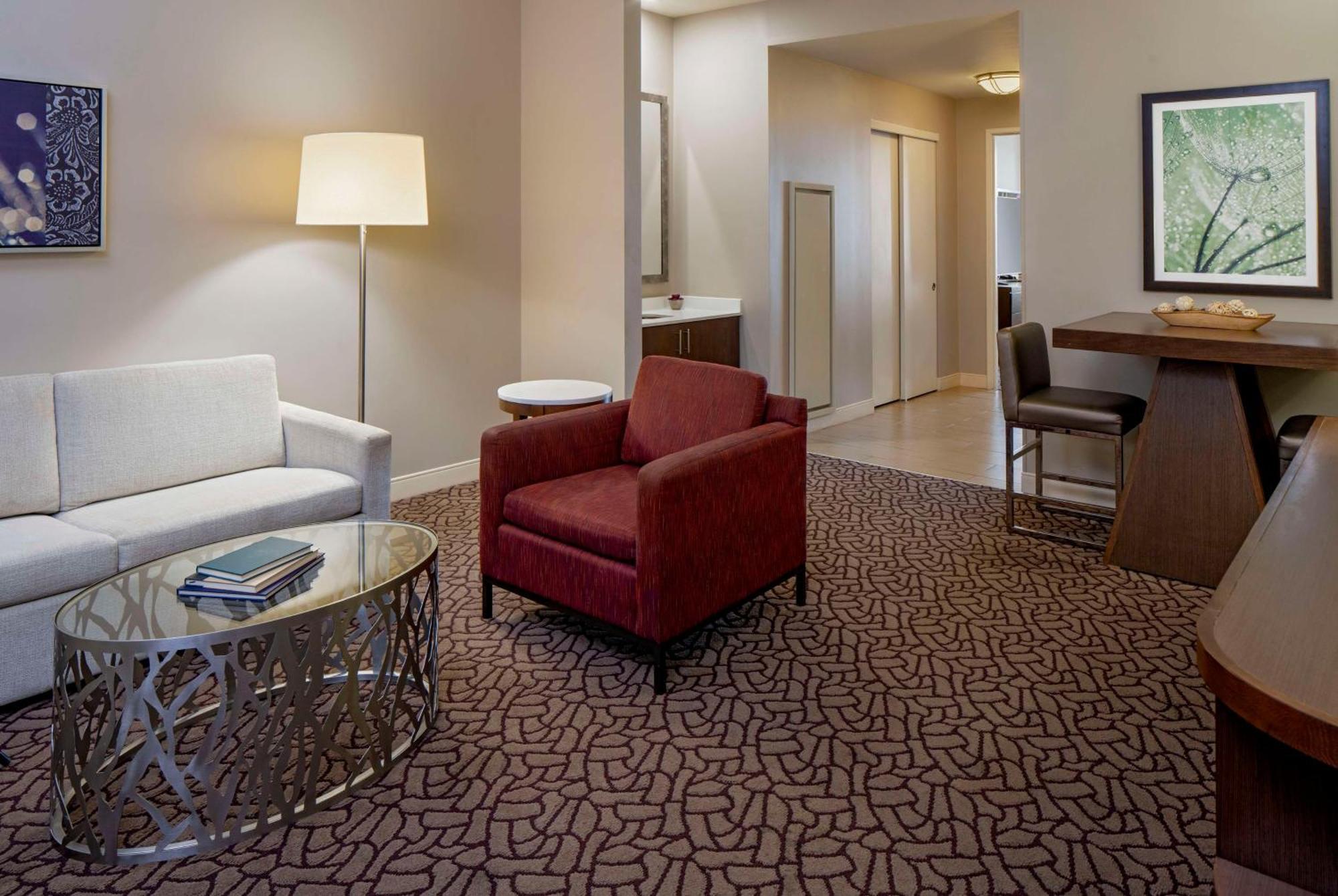 Hilton Garden Downtown Hotel 3*
