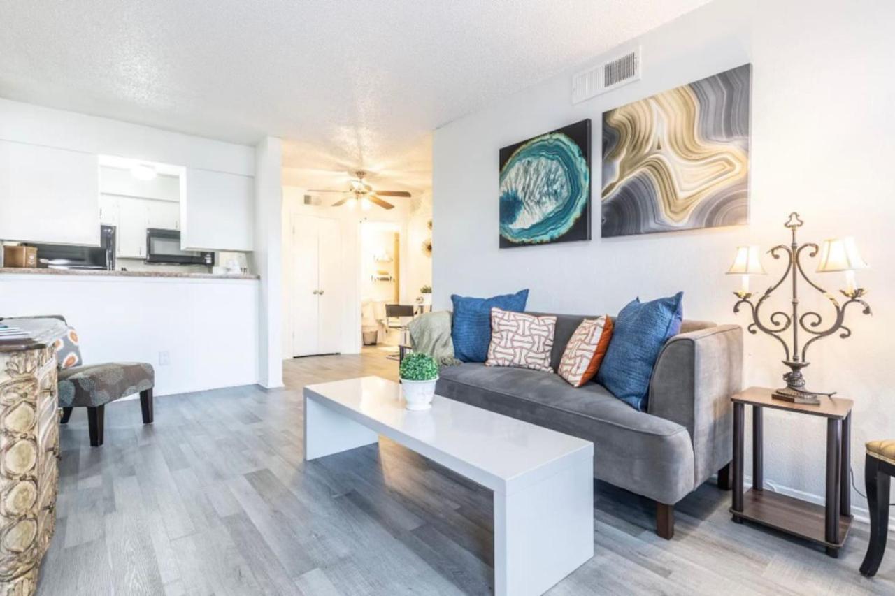 North Updated One Bedroom