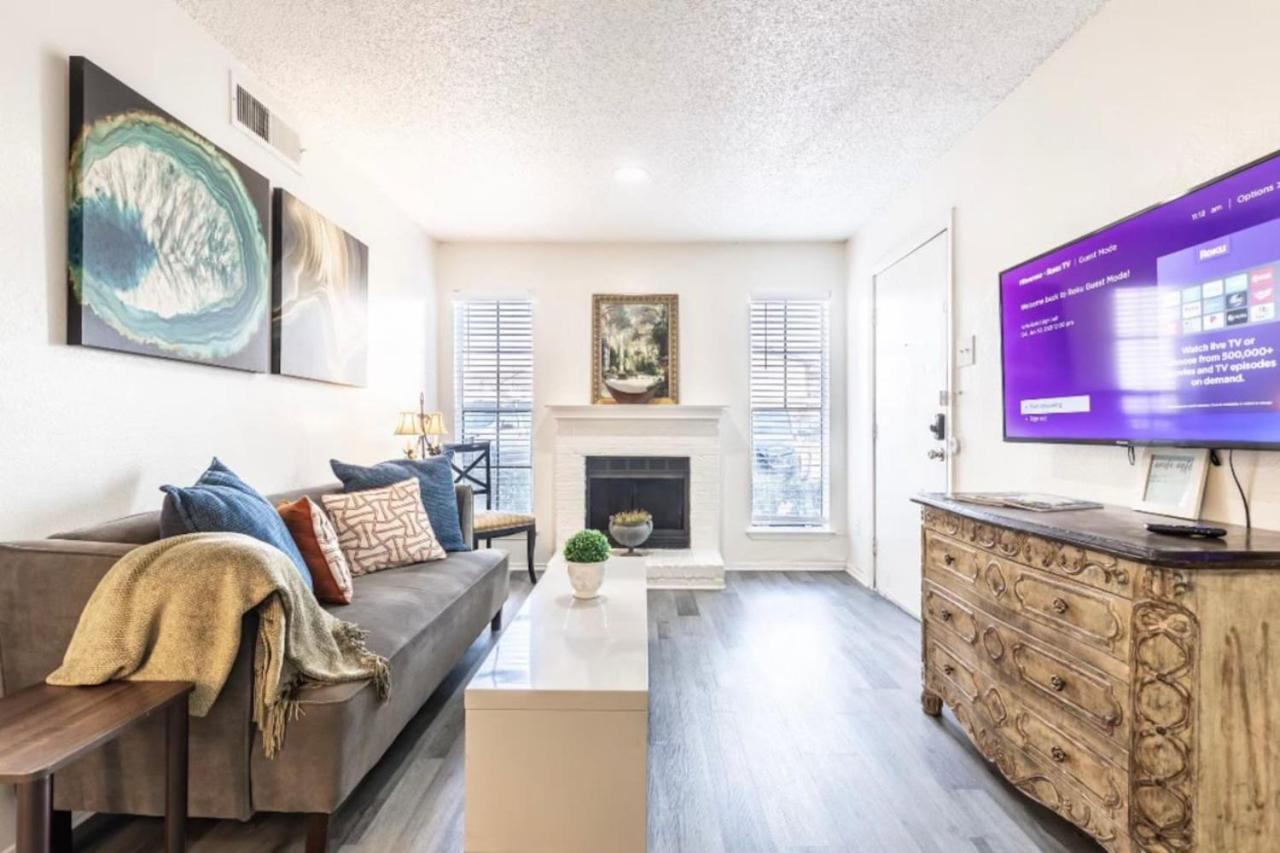 North Updated One Bedroom Apartment Dallas