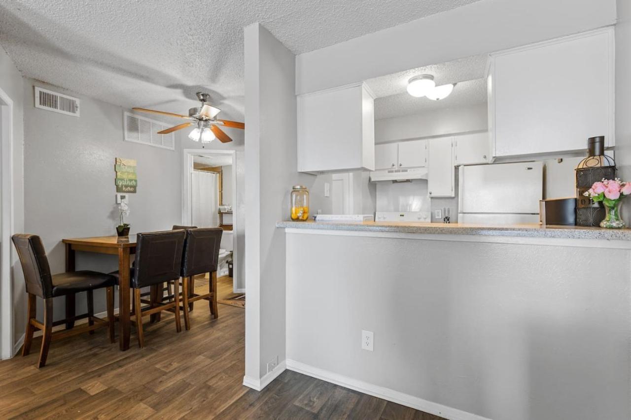 Work Remotely In Urban Dfw Apartment Dallas