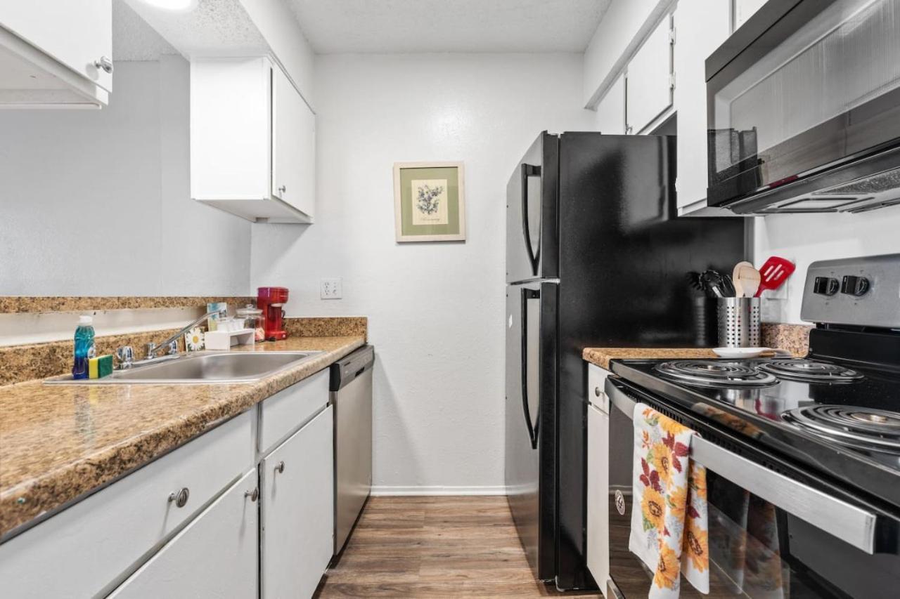 Extended In Dfw One Bedroom Apartment *