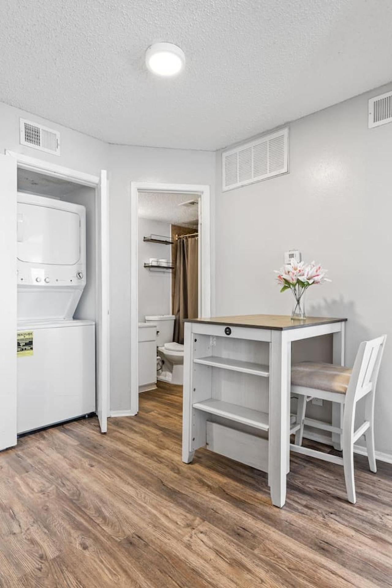 Extended In Dfw One Bedroom Apartment