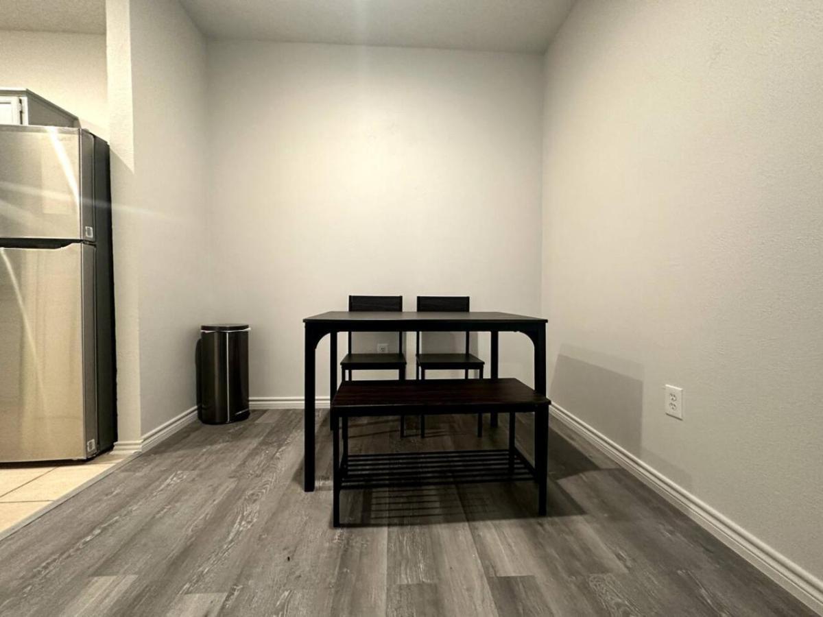 Apartamento Cozy Rustic W Pool ,patio, Mailbox *