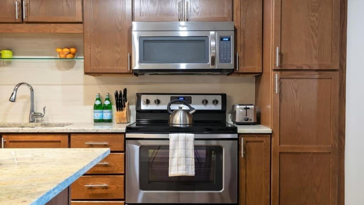 Apartment 16th Fl Bold Cozysuites With Pool, Gym #3 Dallas