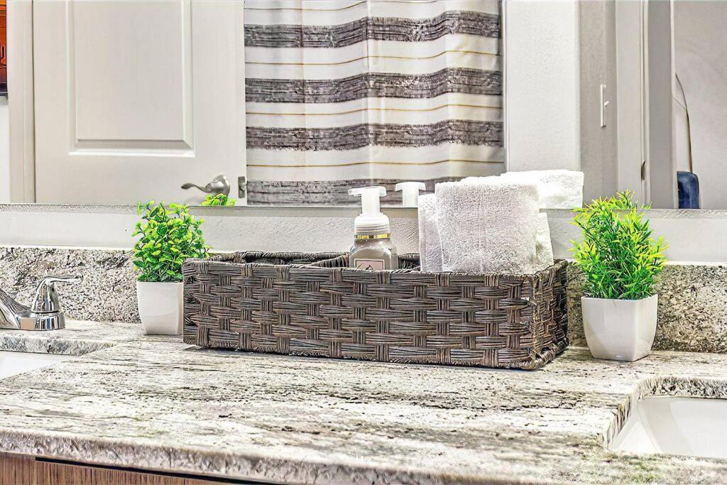 Apartment Contemporary Lux 1bd Downtown Dallas