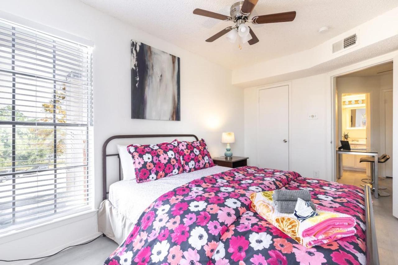 Simplicity At Its Finest One Bed One Bath In Dfw Apartment