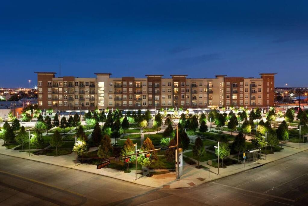 A Vibe In Deep Ellum! Apartment