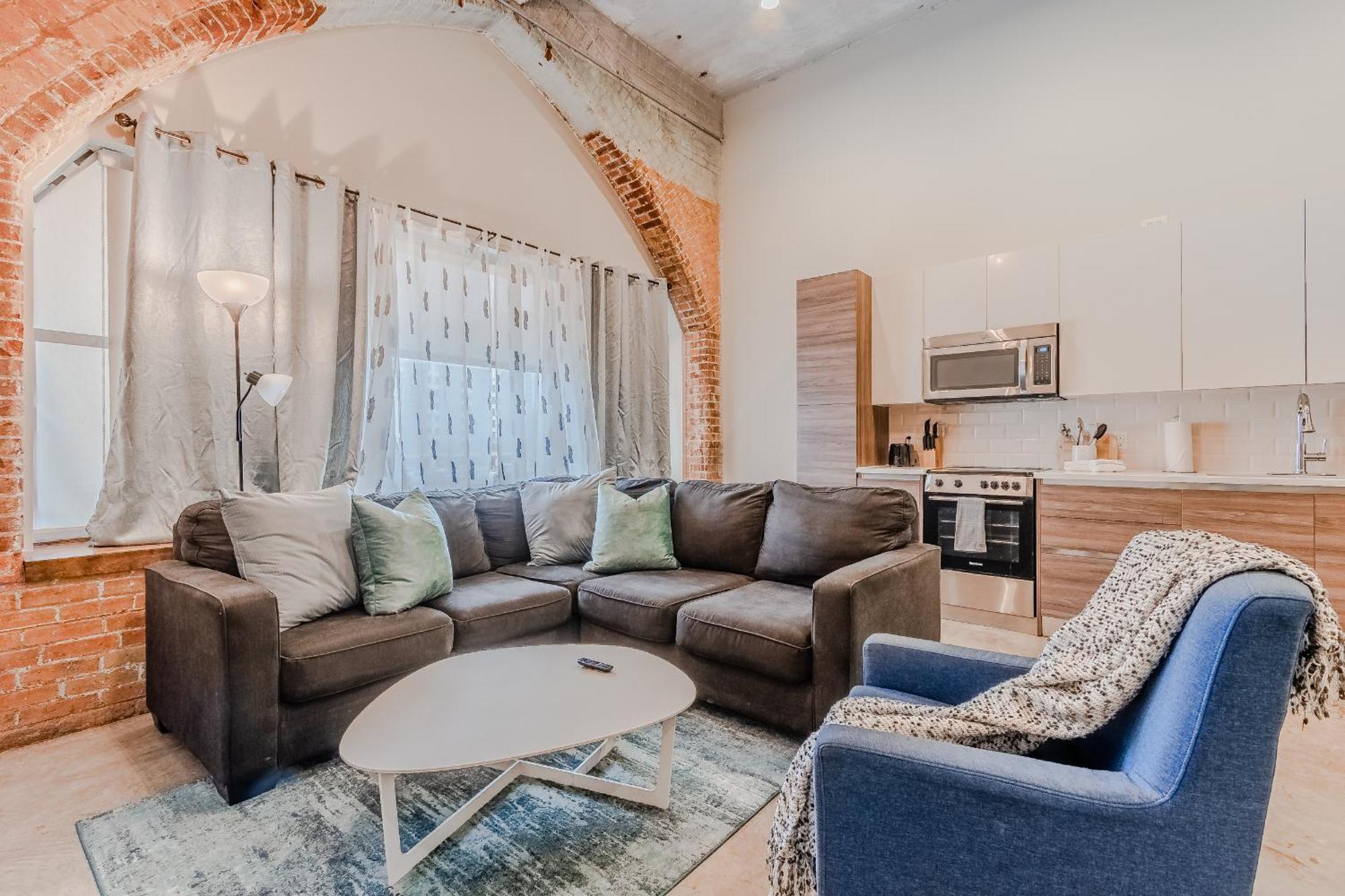 Ga Living Suites- Downtown Corporate *