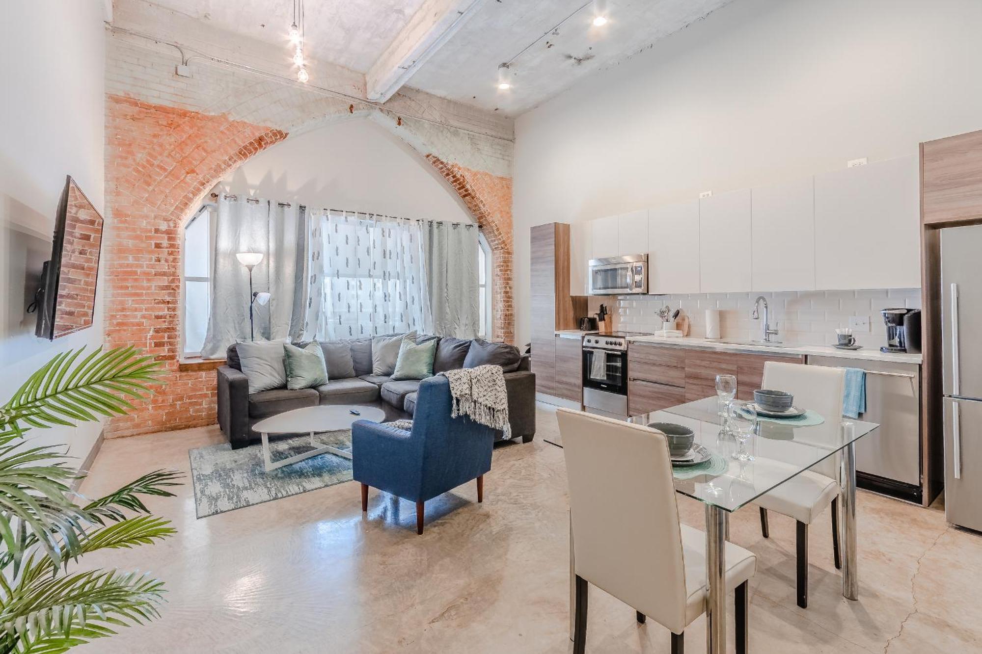 Ga Living Suites- Downtown Corporate Apartment *