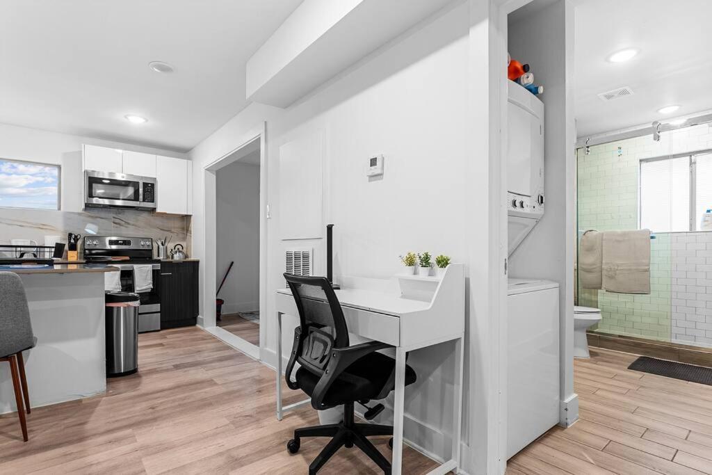 Stunning In Downton 2 Br/1 Bath * Dallas