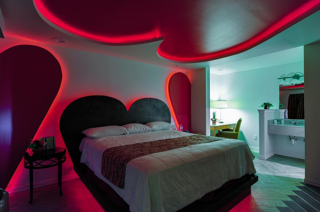 Romantic & 3* Dallas