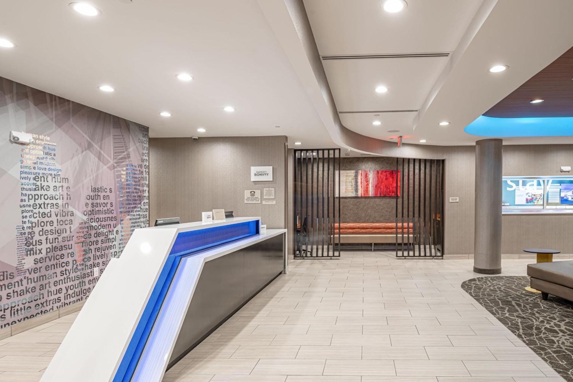 Springhill Expressway Hotel