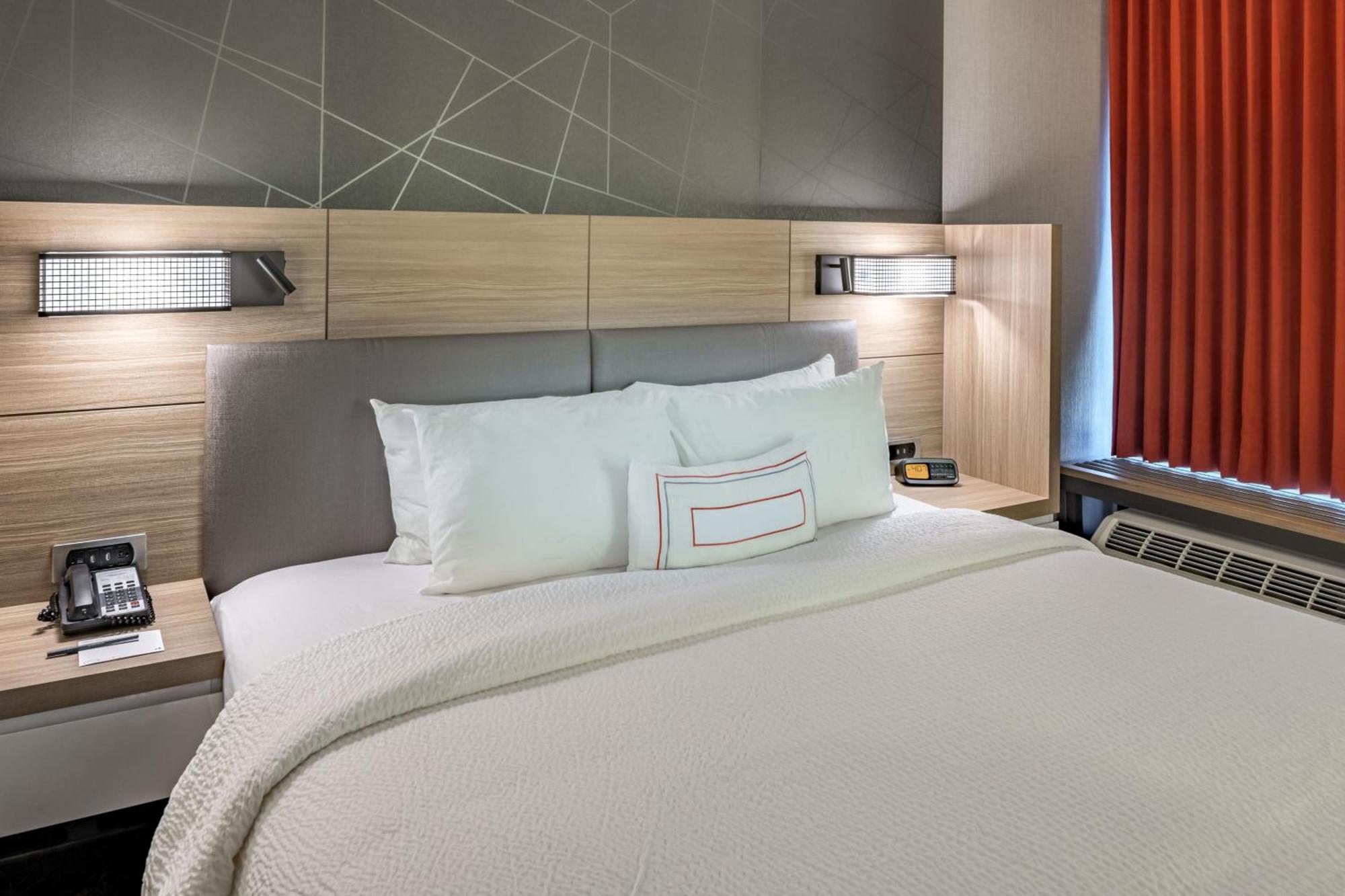 Hotel Springhill Expressway Dallas