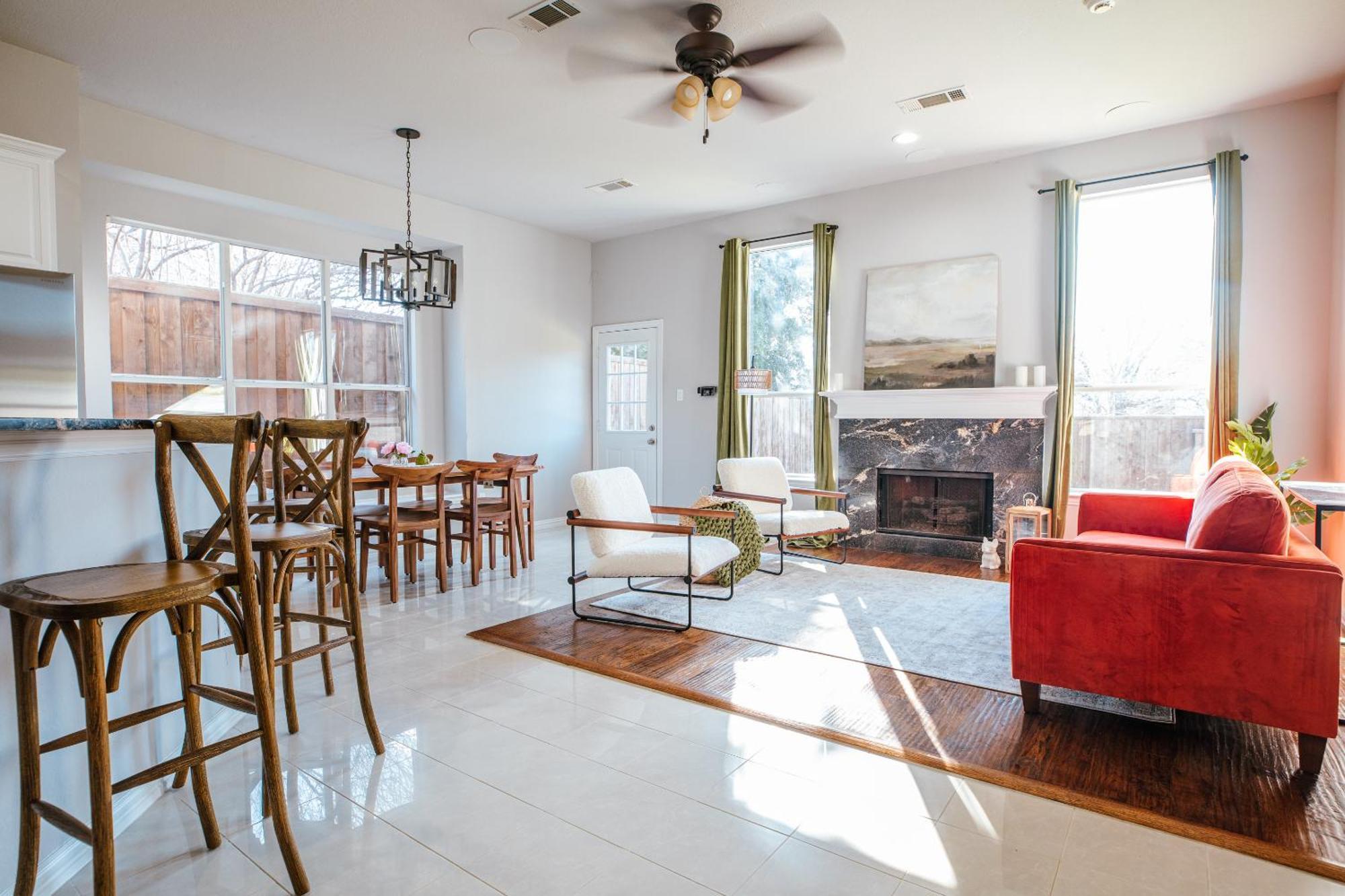 Elegant Executive Escape 3800 Sqft 5 Bedroom *