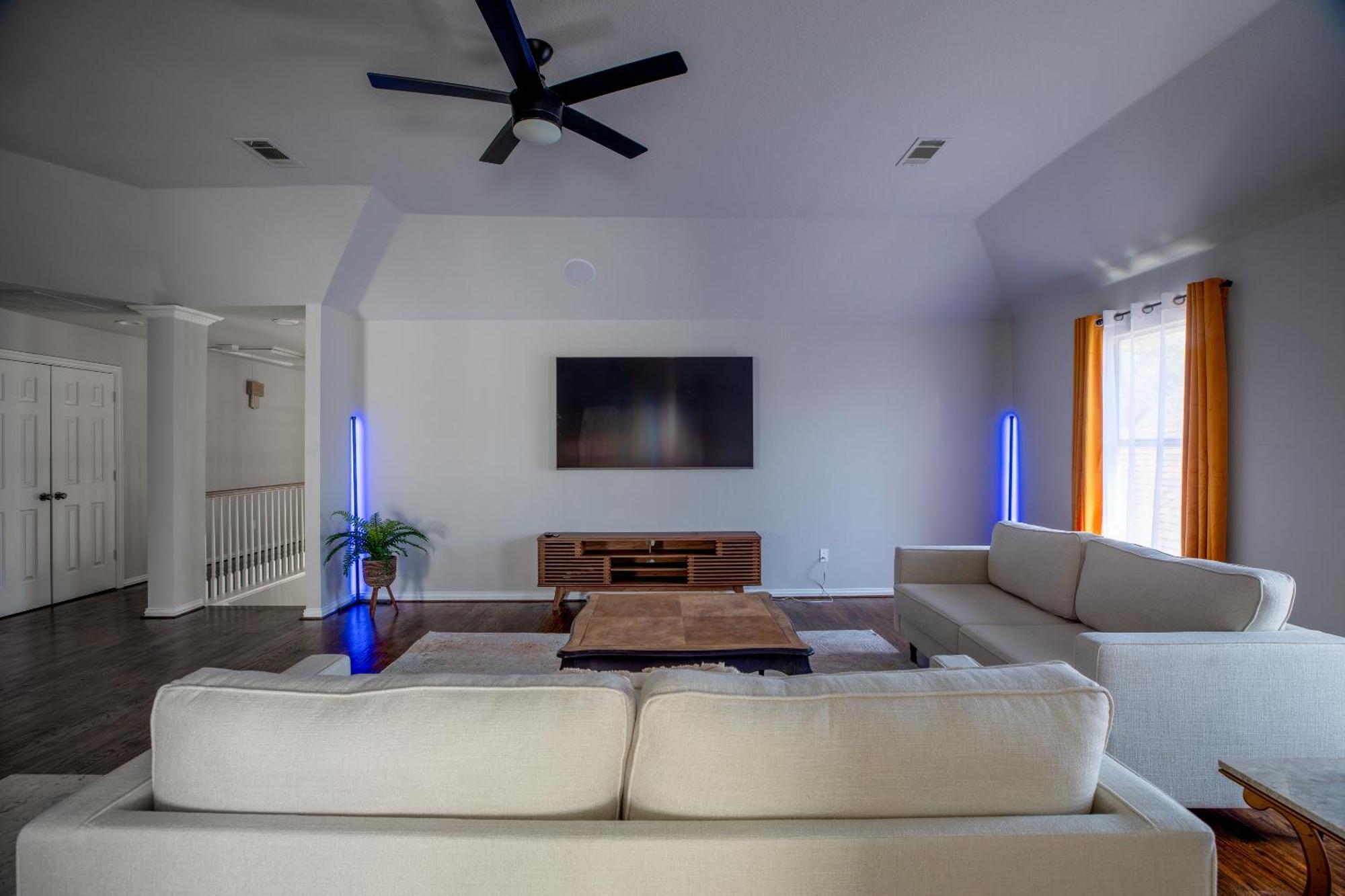 Elegant Executive Escape 3800 Sqft 5 Bedroom * Dallas