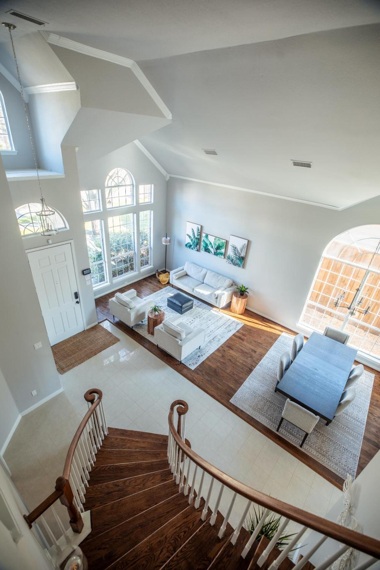 Elegant Executive Escape 3800 Sqft 5 Bedroom Villa