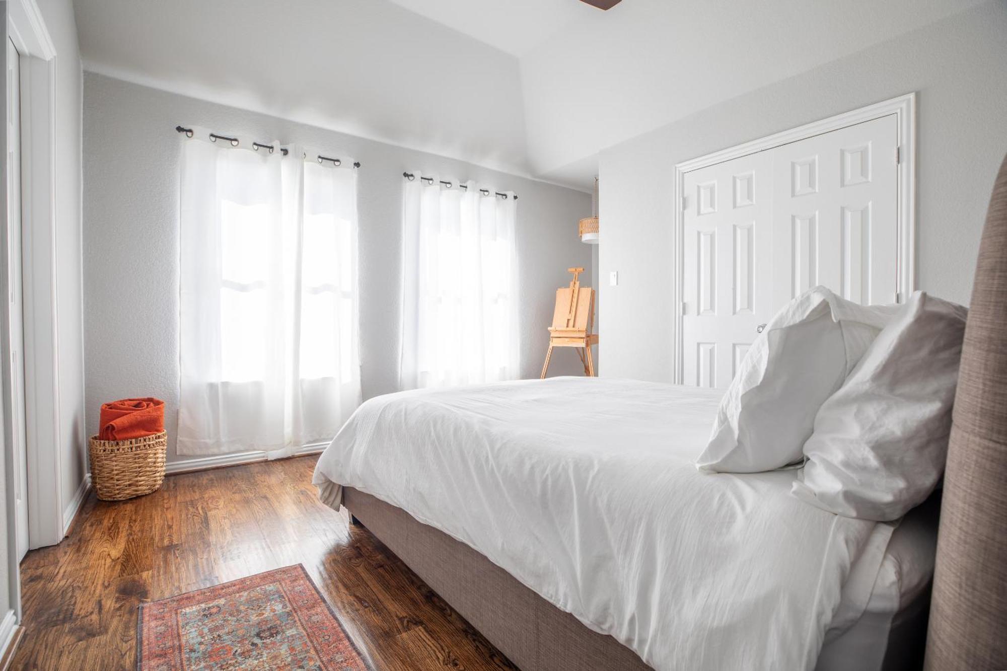 Elegant Executive Escape 3800 Sqft 5 Bedroom * Dallas