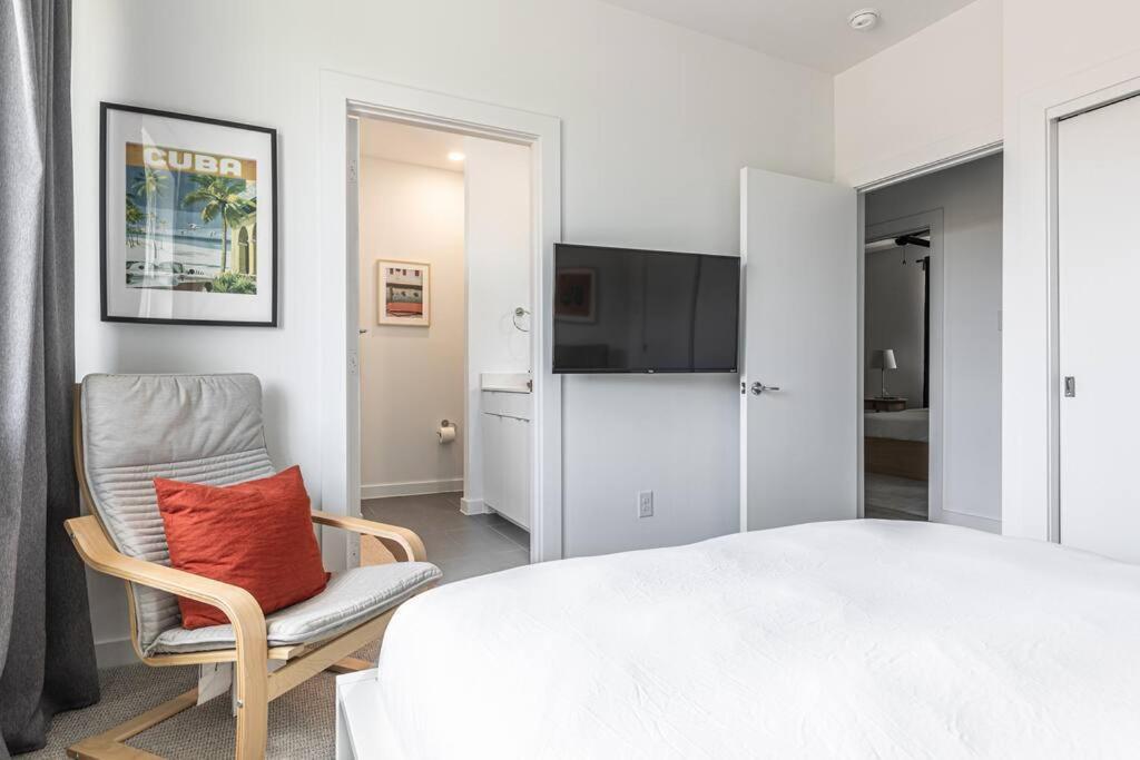 Holiday home Amazing Location Modern 2-bed Townhome *