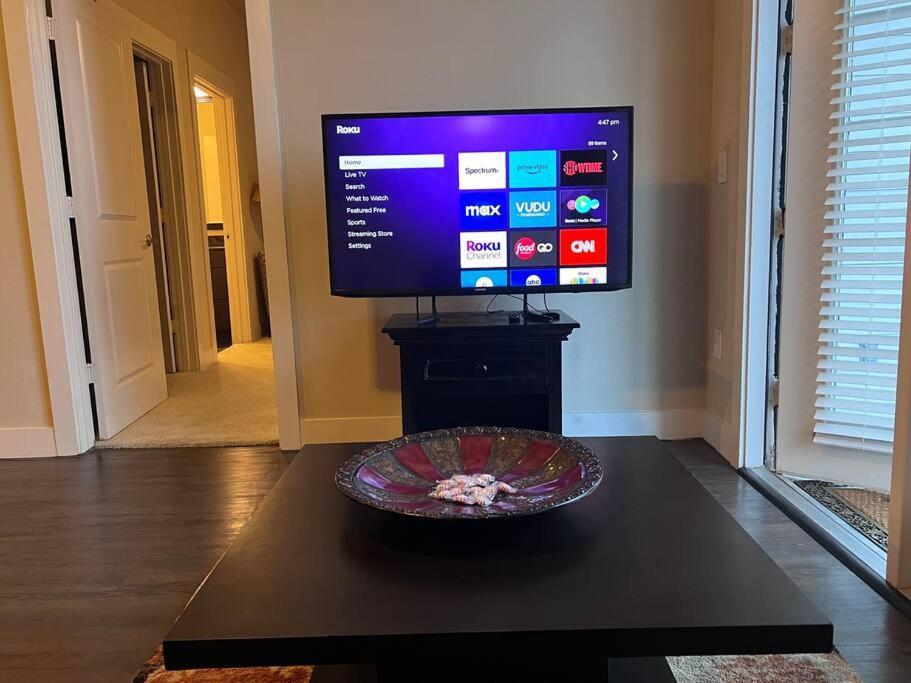 Your 1br And Lr Away From Apartamento Dallas