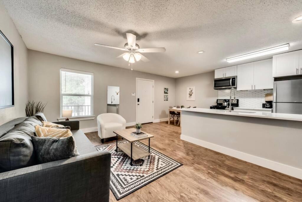 Apartment The One That Want & Arboretum Tickets Included *