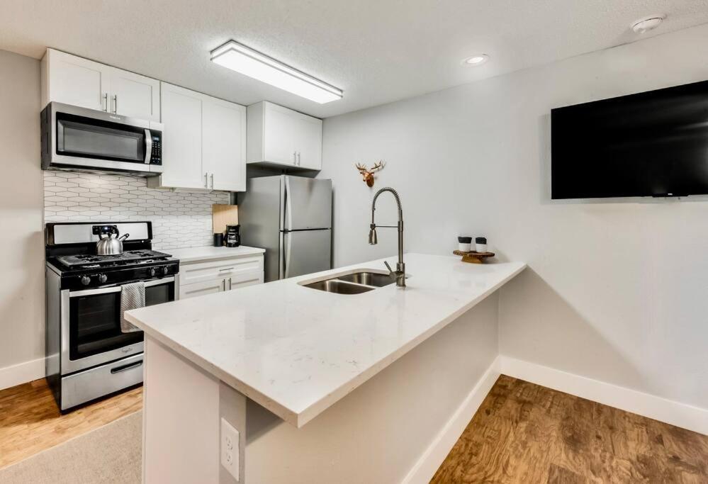Apartment The One That Want & Arboretum Tickets Included Dallas