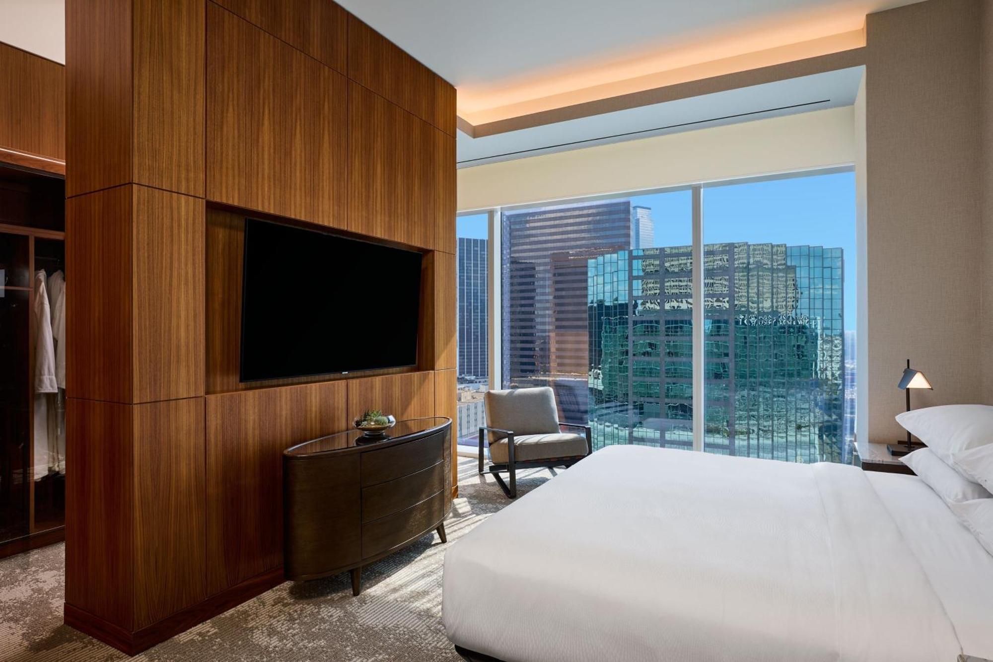 Jw Marriott Arts District