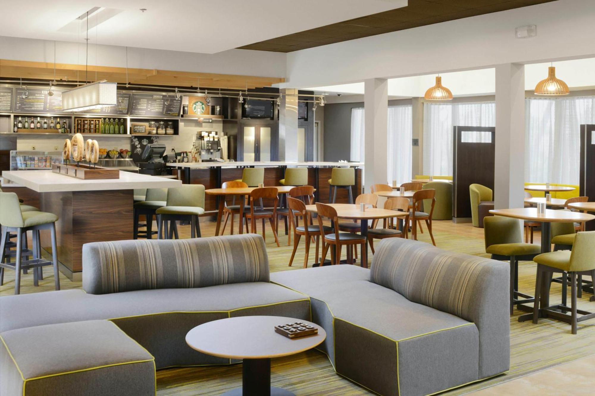 Hotel Sonesta Select Expressway Dallas