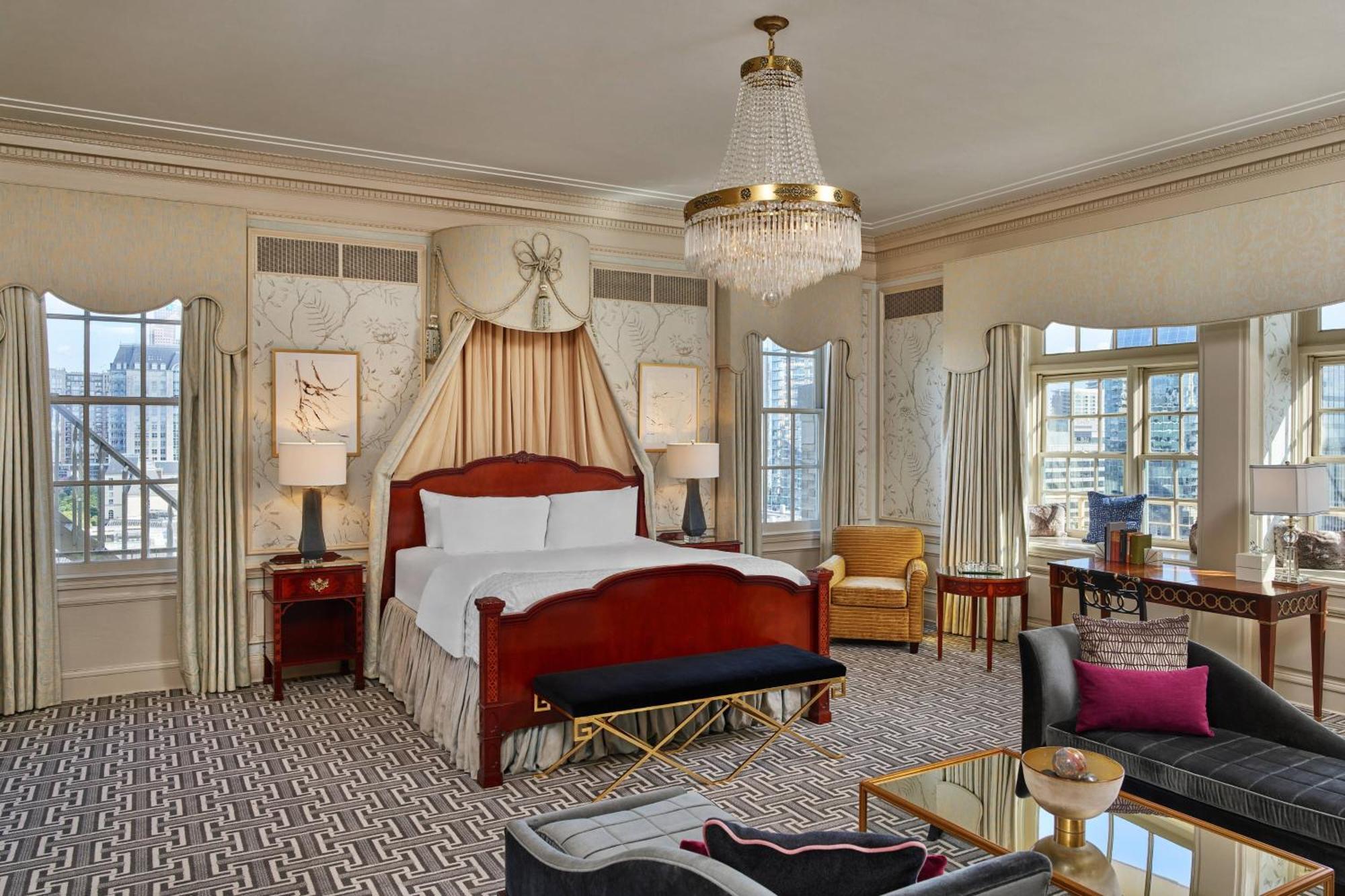 Le Meridien Dallas, The Stoneleigh Hotel