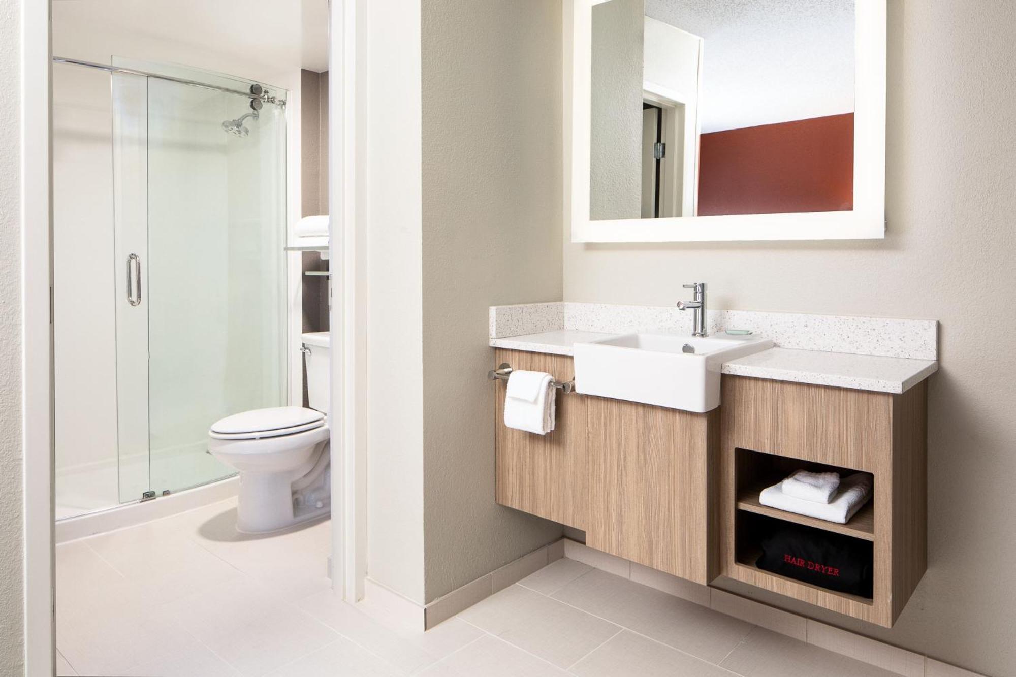 Springhill By Marriott Downtown / West End 3*