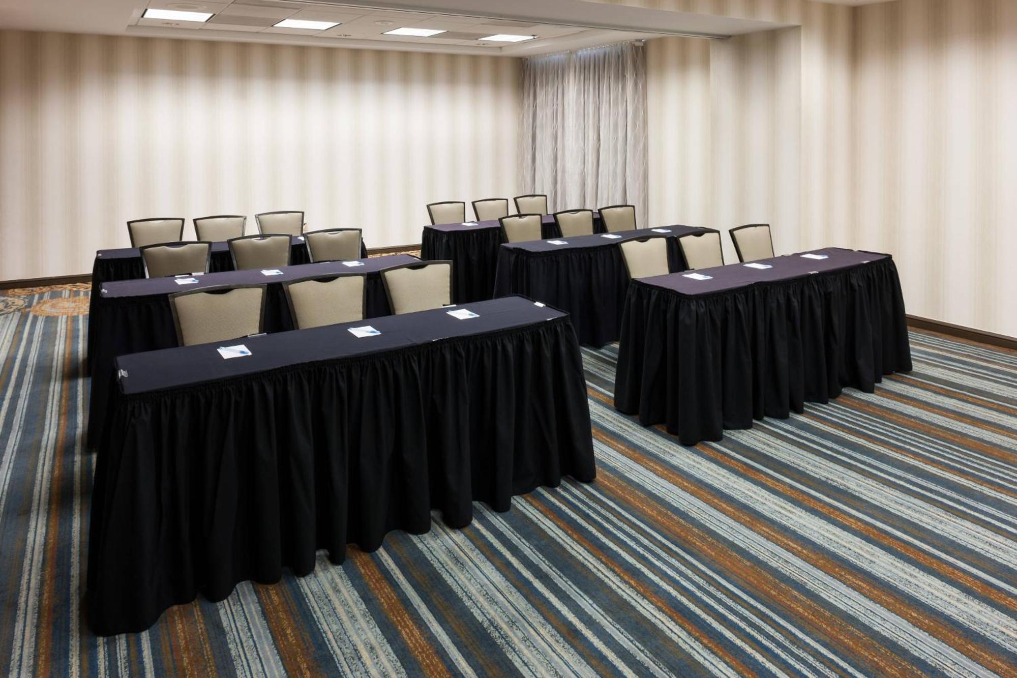 Springhill By Marriott Downtown / West End 3*