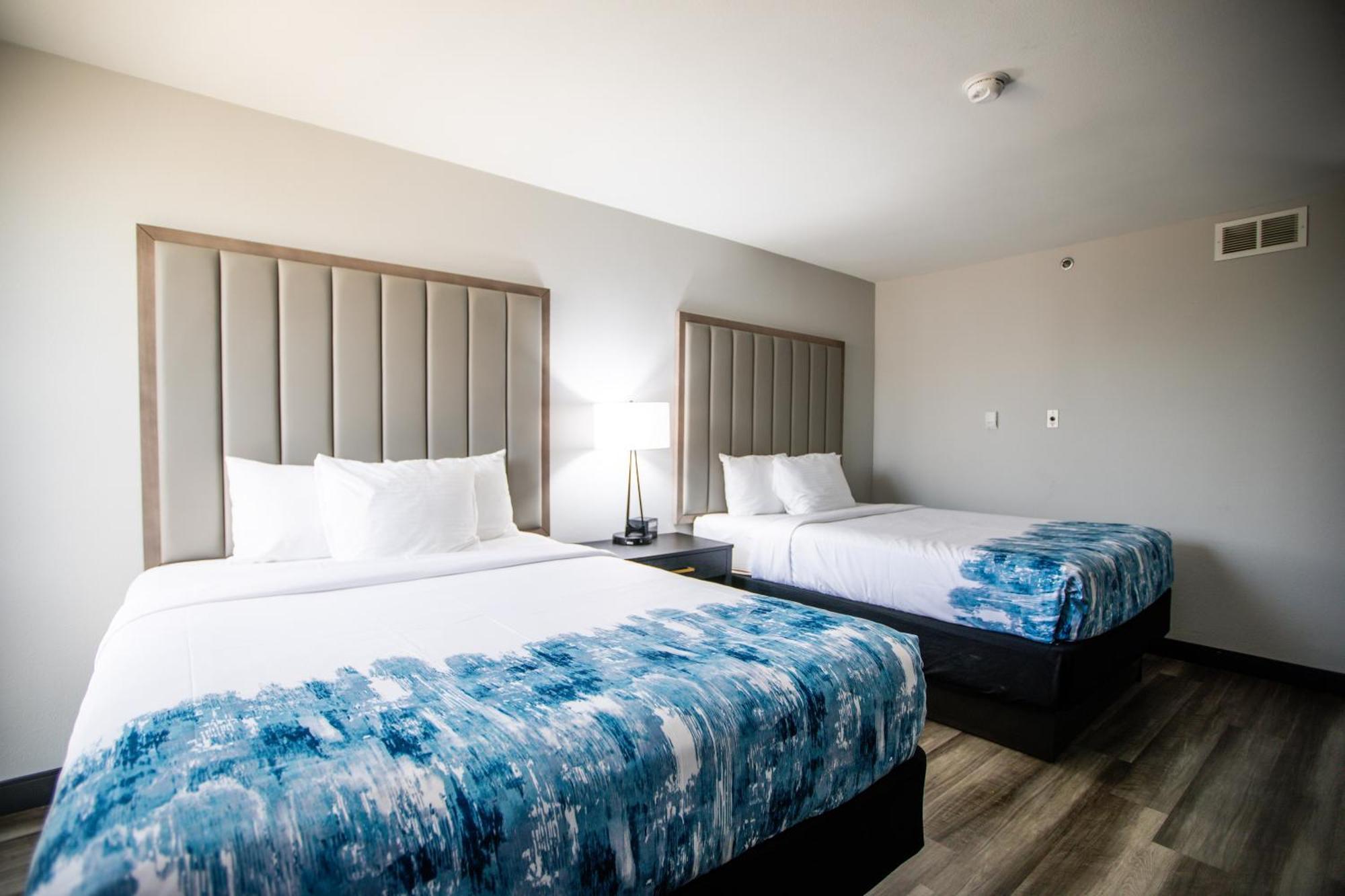 La Quinta By Wyndham I-35 Walnut Hill Ln Hotel