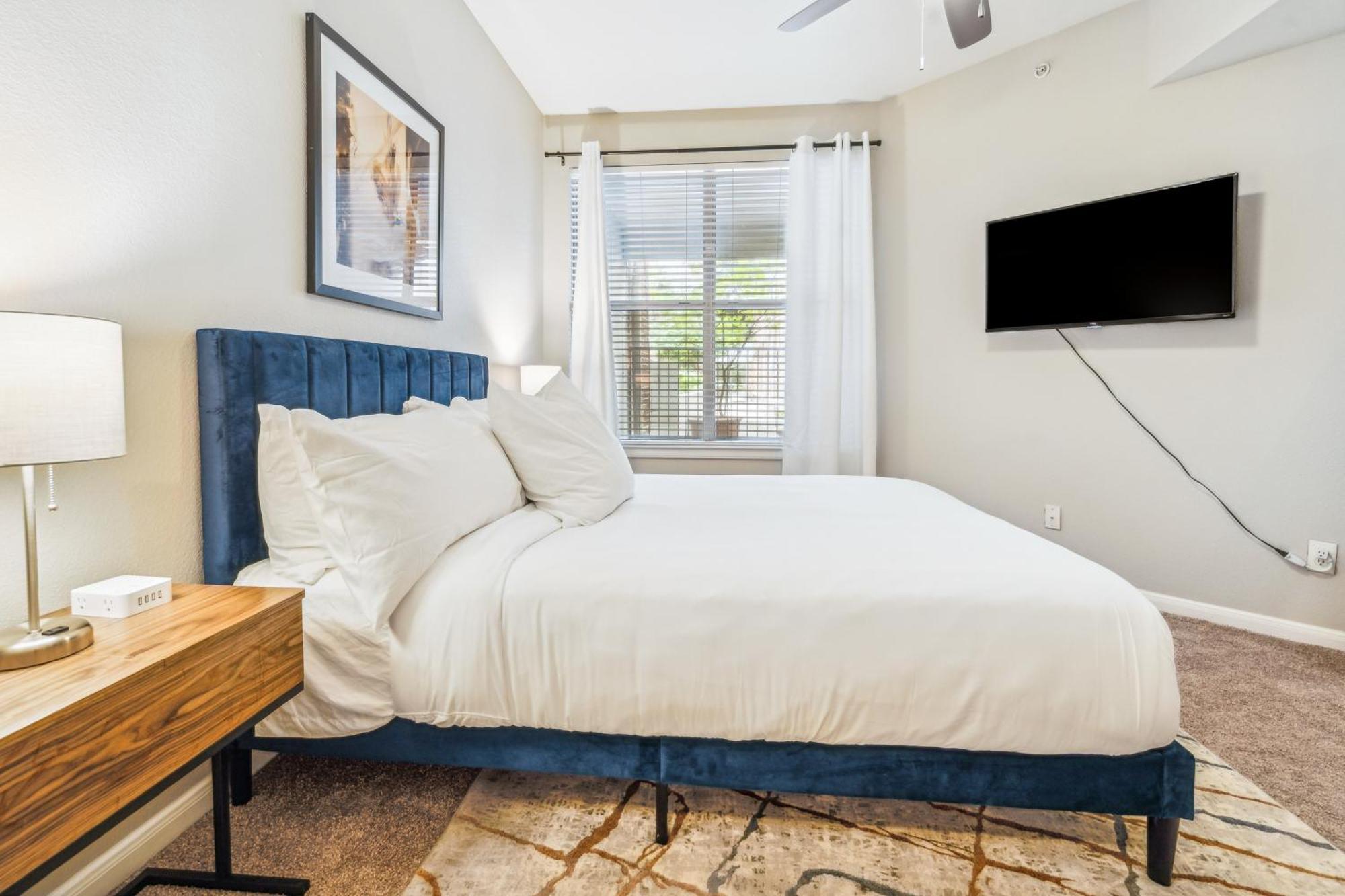 Apartment 1001 Ross Avenue Dallas