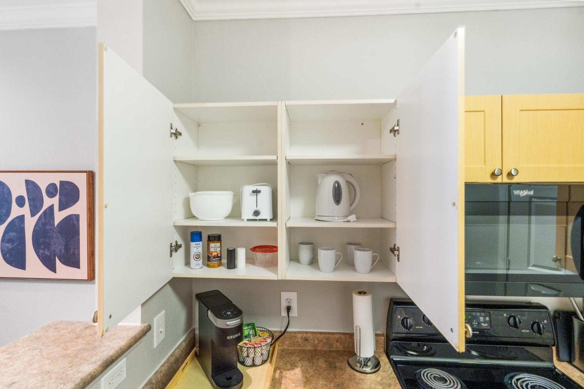 Apartment 1001 Ross Avenue