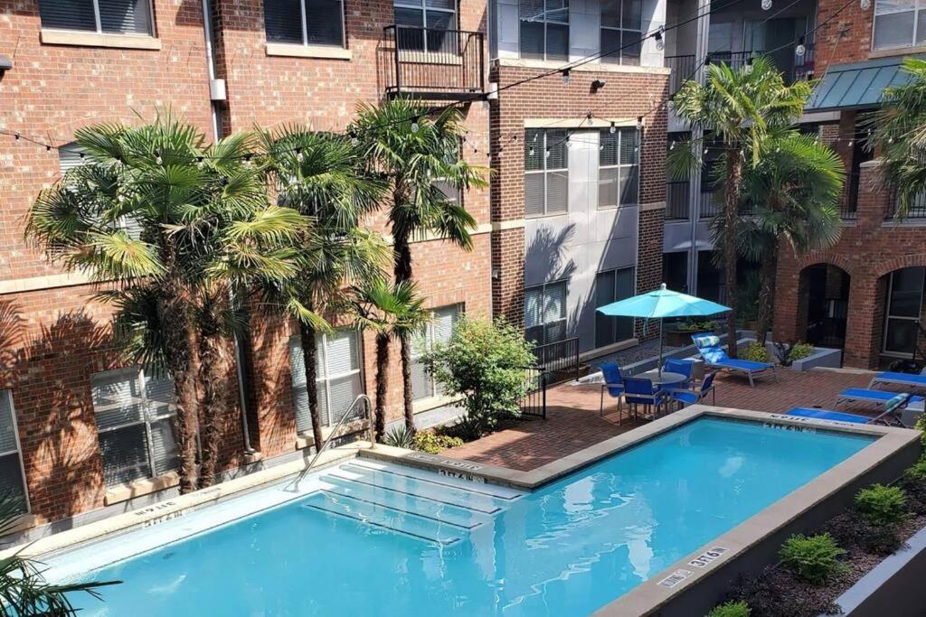 Apartment 1001 Ross Avenue Dallas