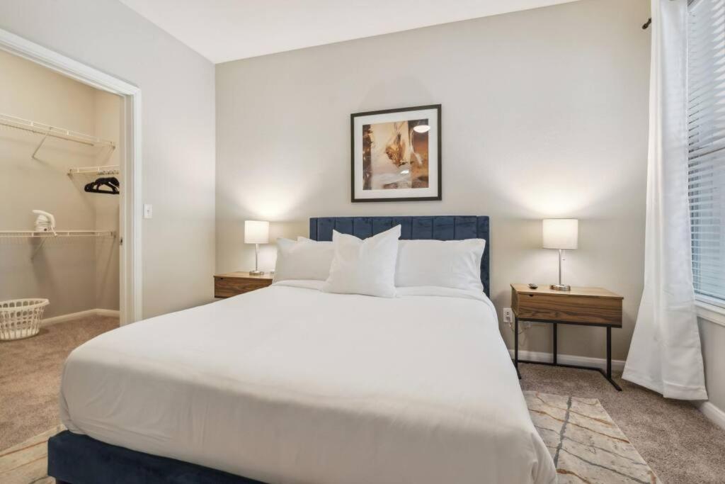 1001 Ross Avenue Apartment Dallas