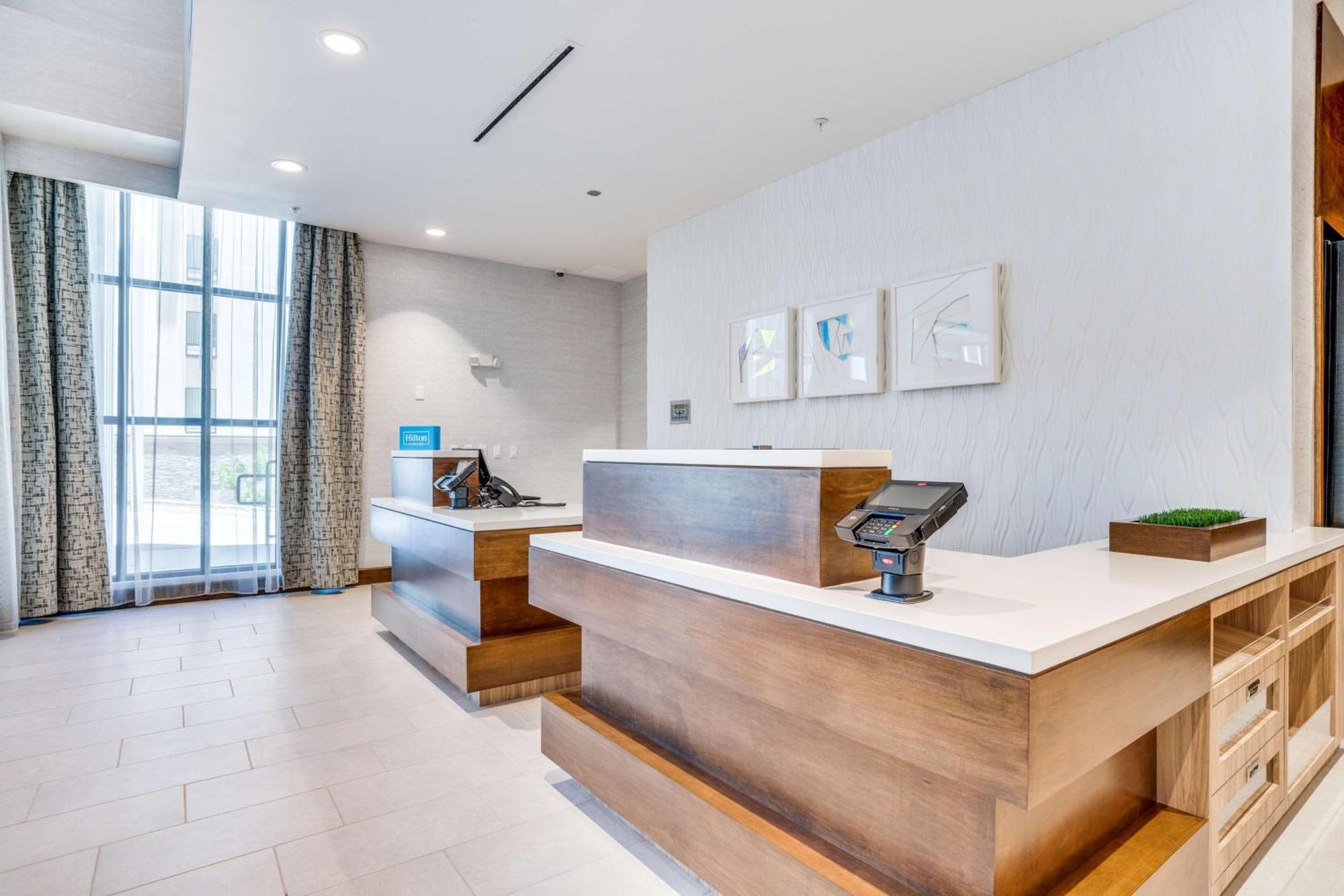 Hilton Garden Dallas-central Expy/north Park Area, Tx Hotel