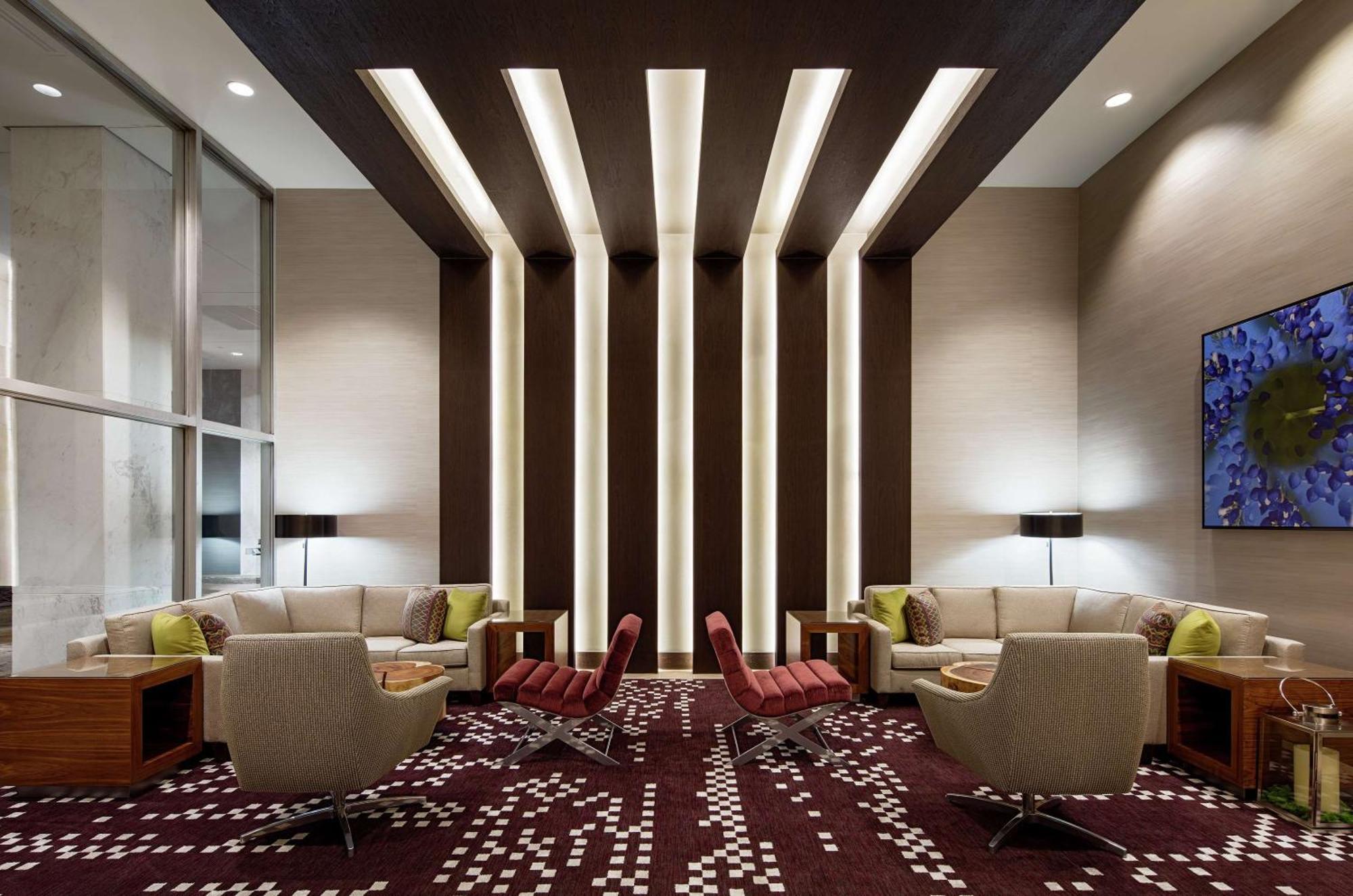 Hilton Garden Downtown Hotel
