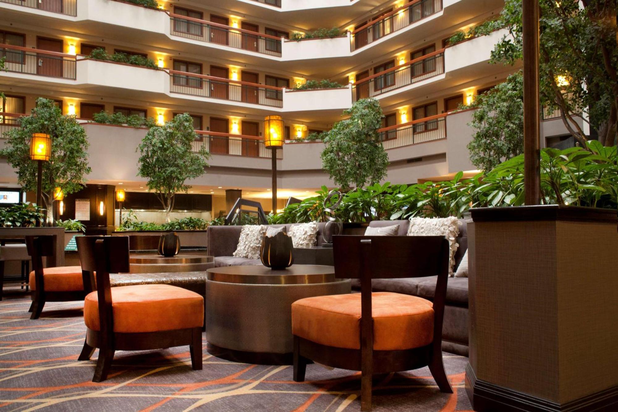 Embassy By Hilton Near The Galleria Hotel