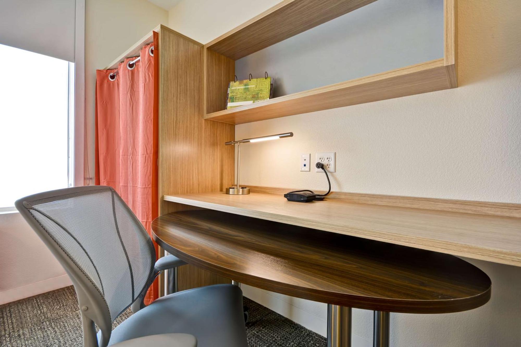 Home2 By Hilton Downtown At Baylor Scott & White Hotel 3*
