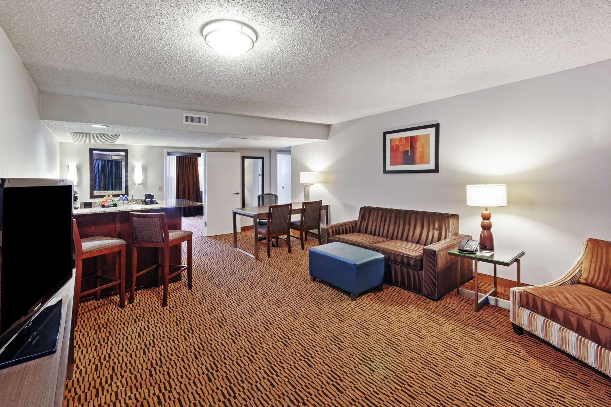 Embassy By Hilton Market Center 3* Dallas