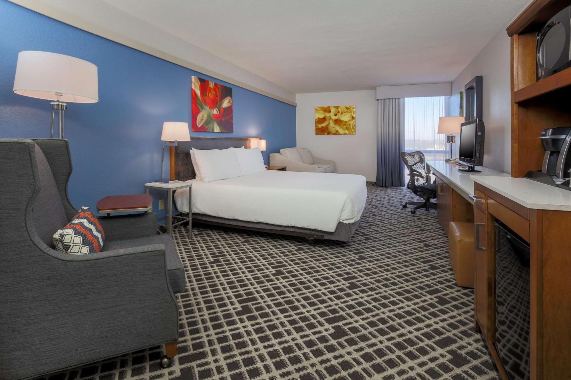 Hilton Garden Dallas/market Center Hotel
