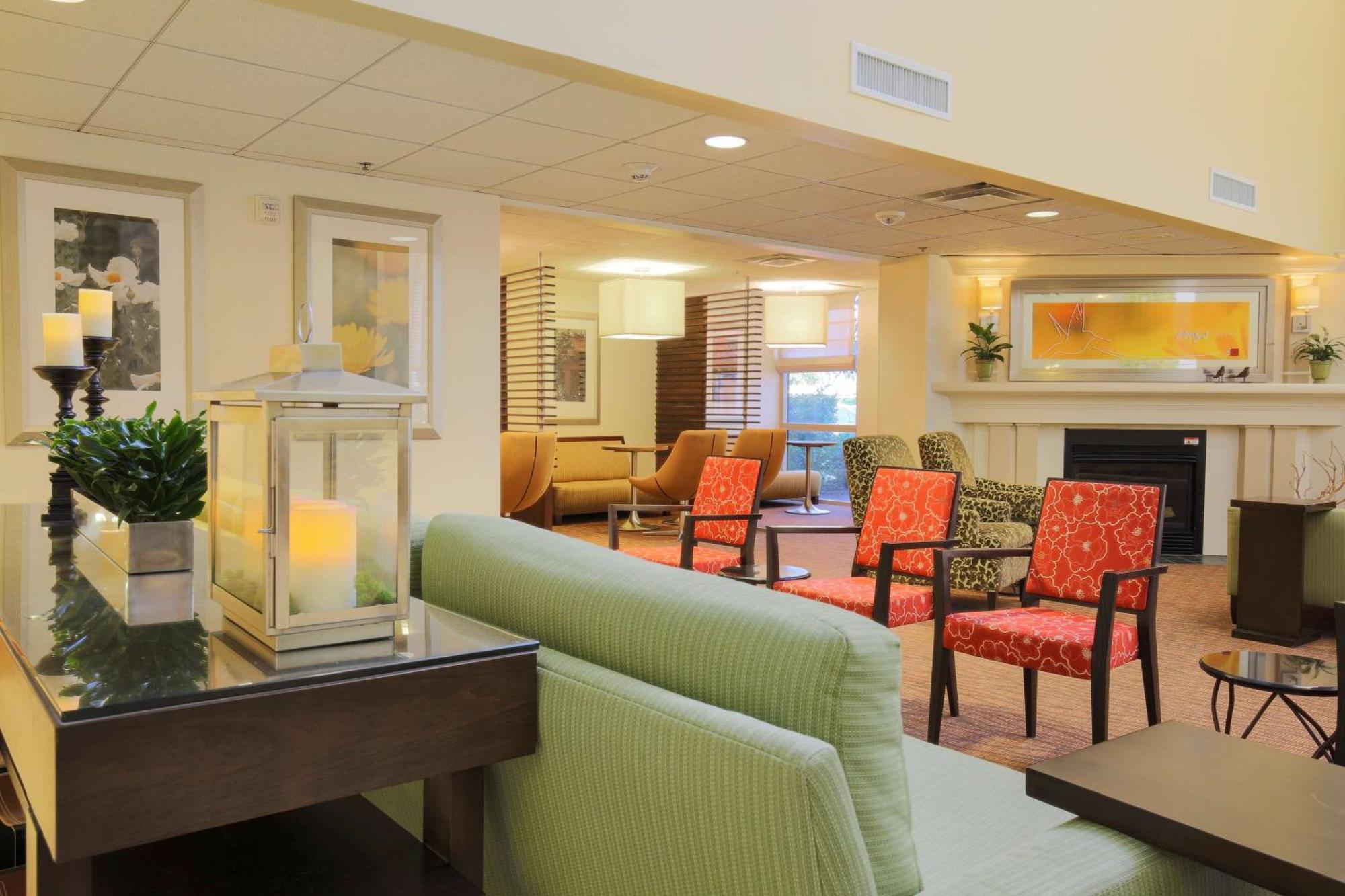 Hilton Garden Dallas/market Center 3*