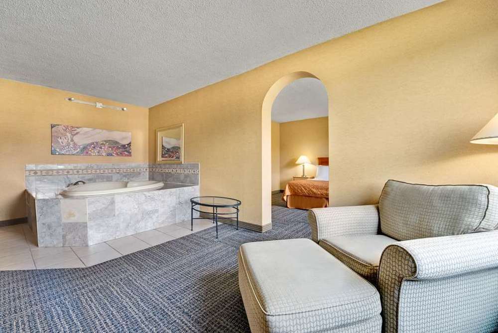 Clarion Park Hotel 4*