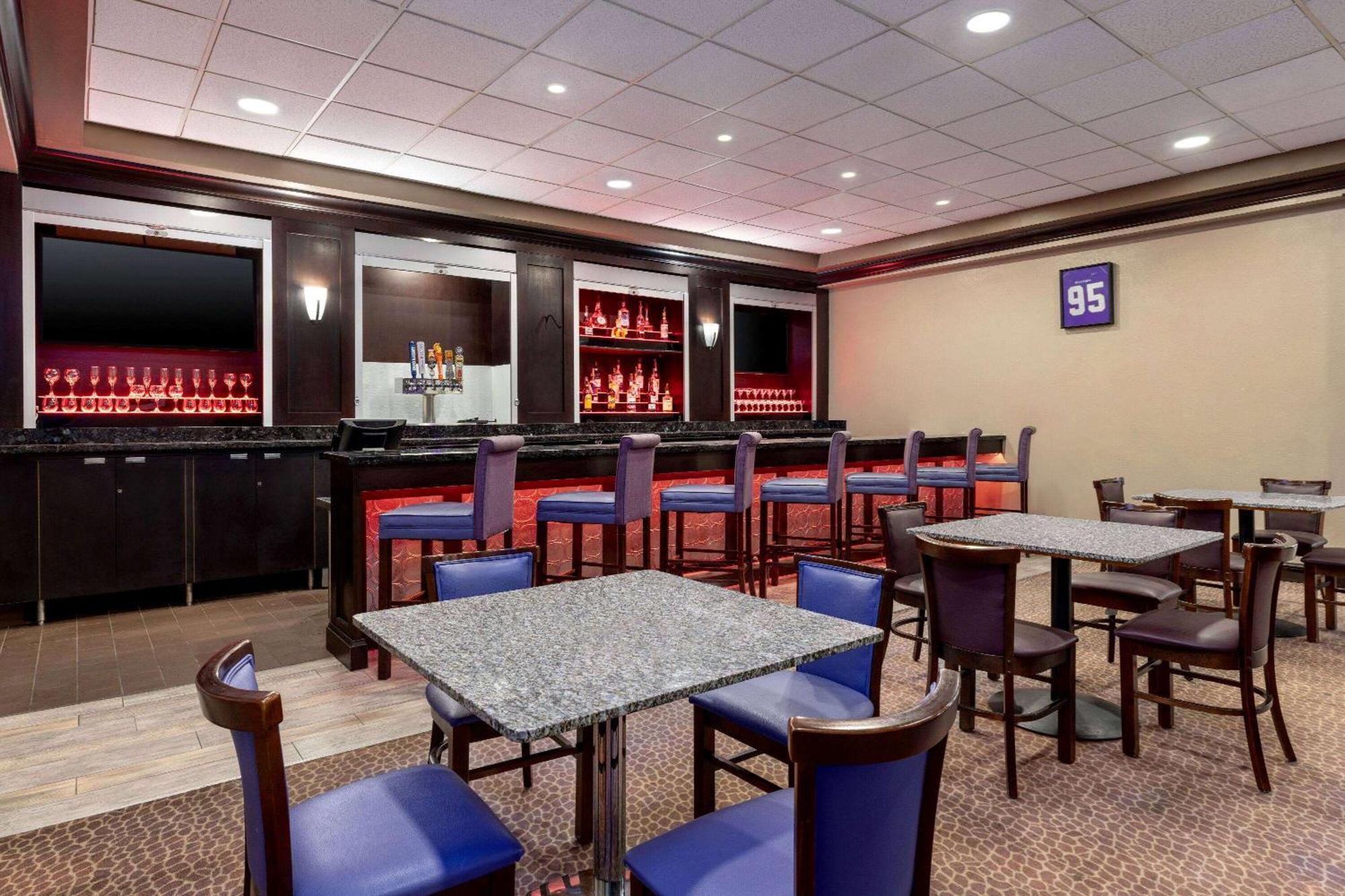 Hotel Iban Hotel, Trademark Collection By Wyndham Dallas