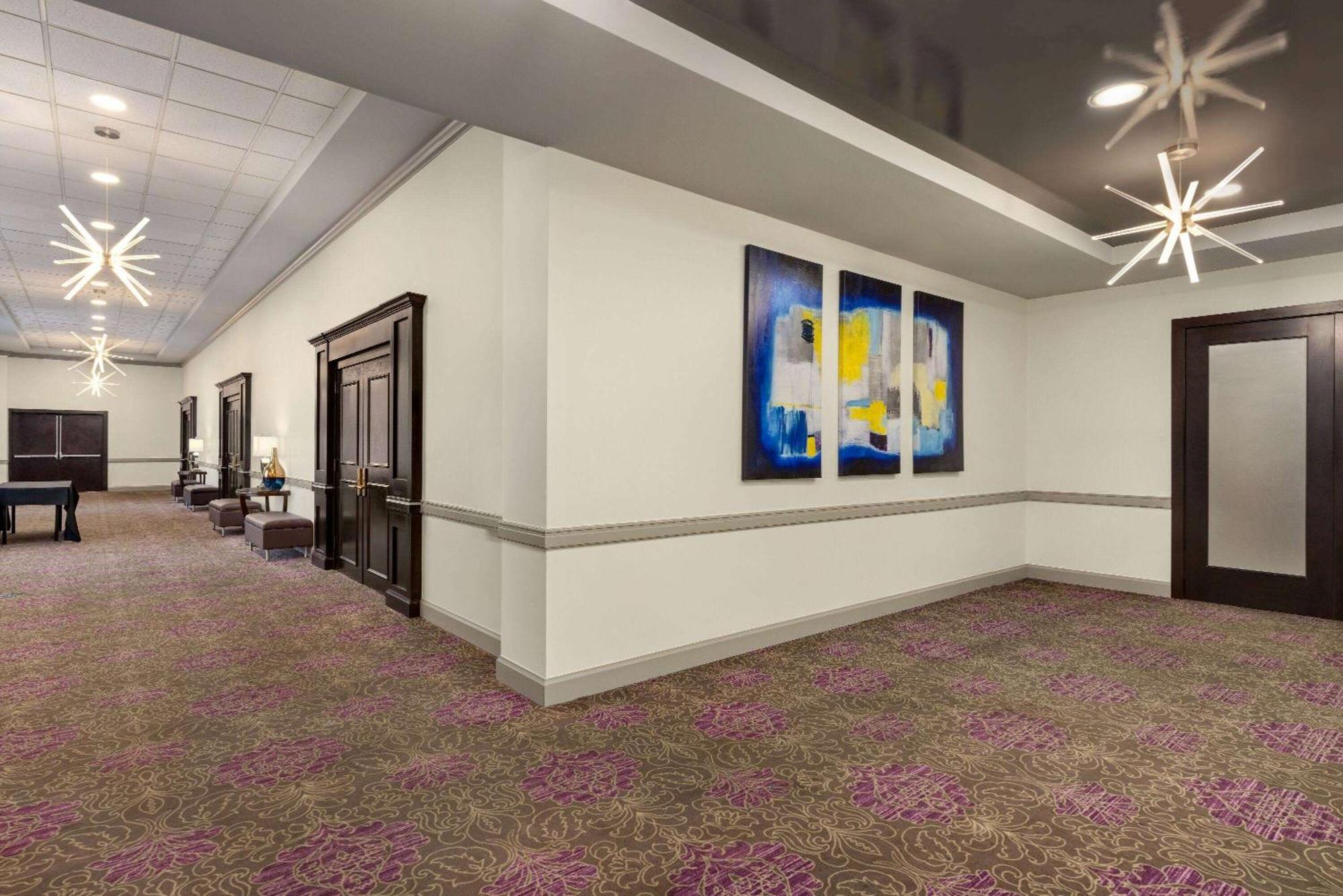 Iban Hotel, Trademark Collection By Wyndham Hotel Dallas