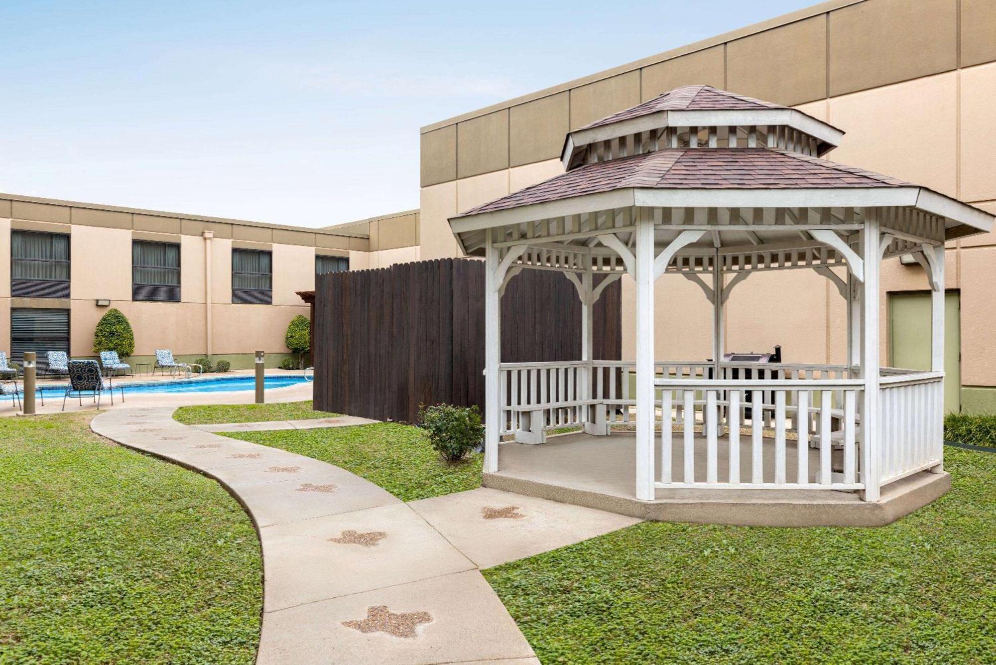 Hotel Iban Hotel, Trademark Collection By Wyndham Dallas