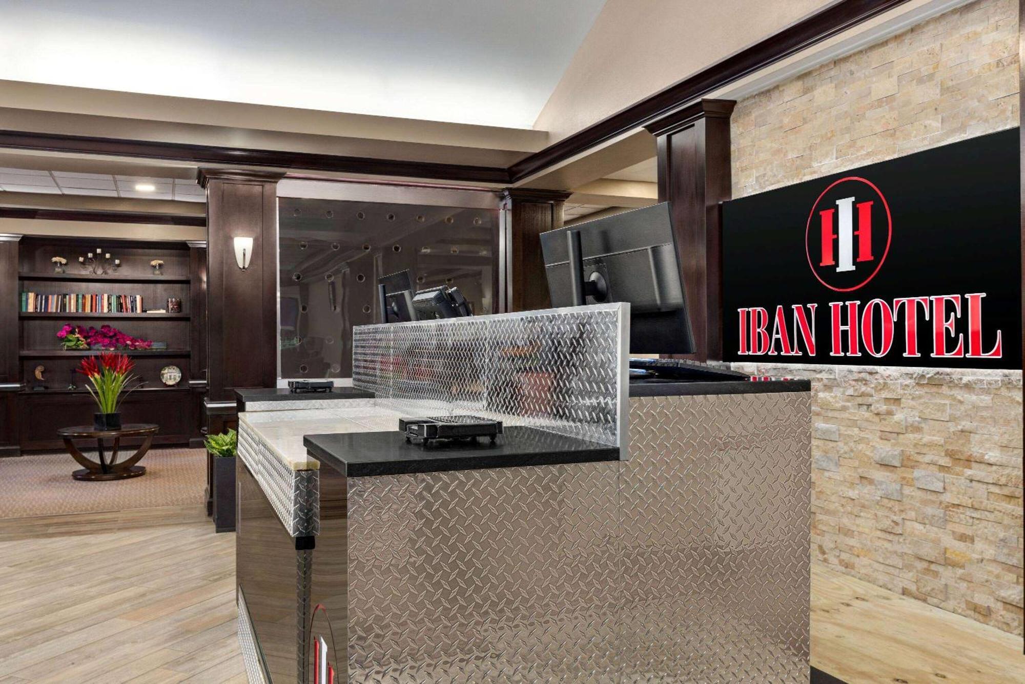Iban Hotel, Trademark Collection By Wyndham 4*