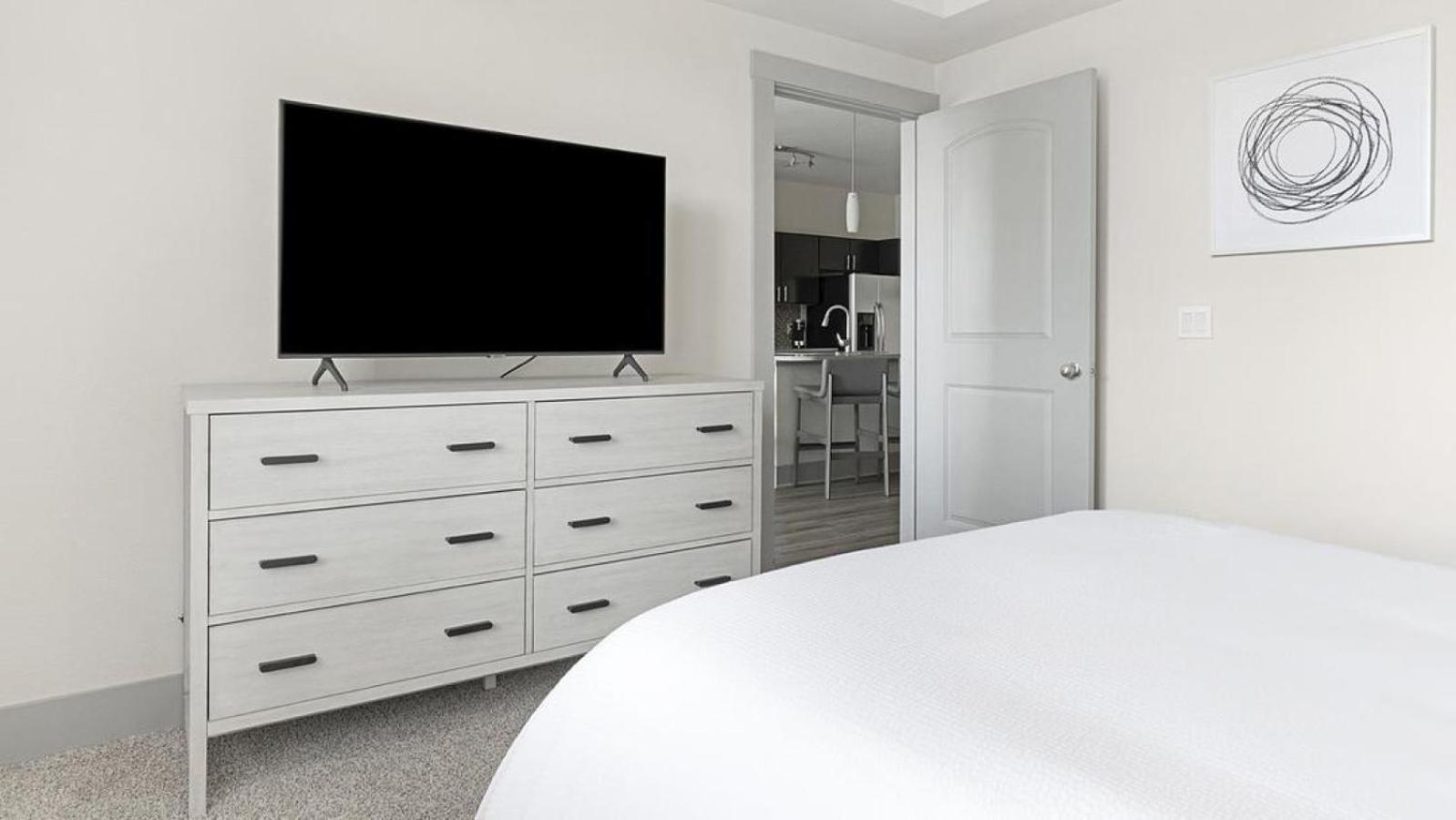 Landing - Modern With Amazing Amenities * Dallas