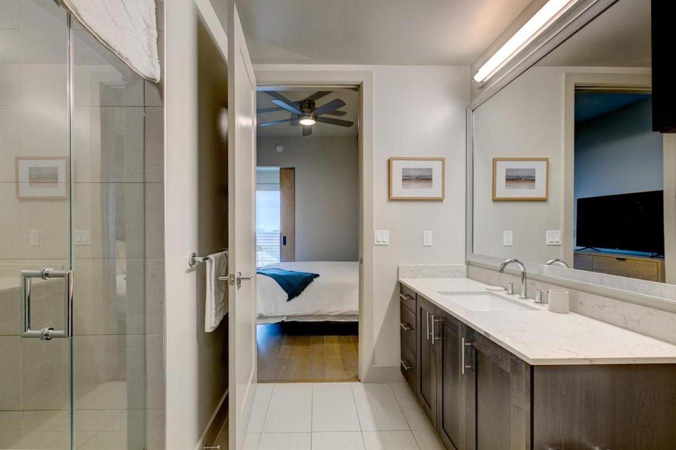 Apartment Landing - Modern With Amazing Amenities Dallas